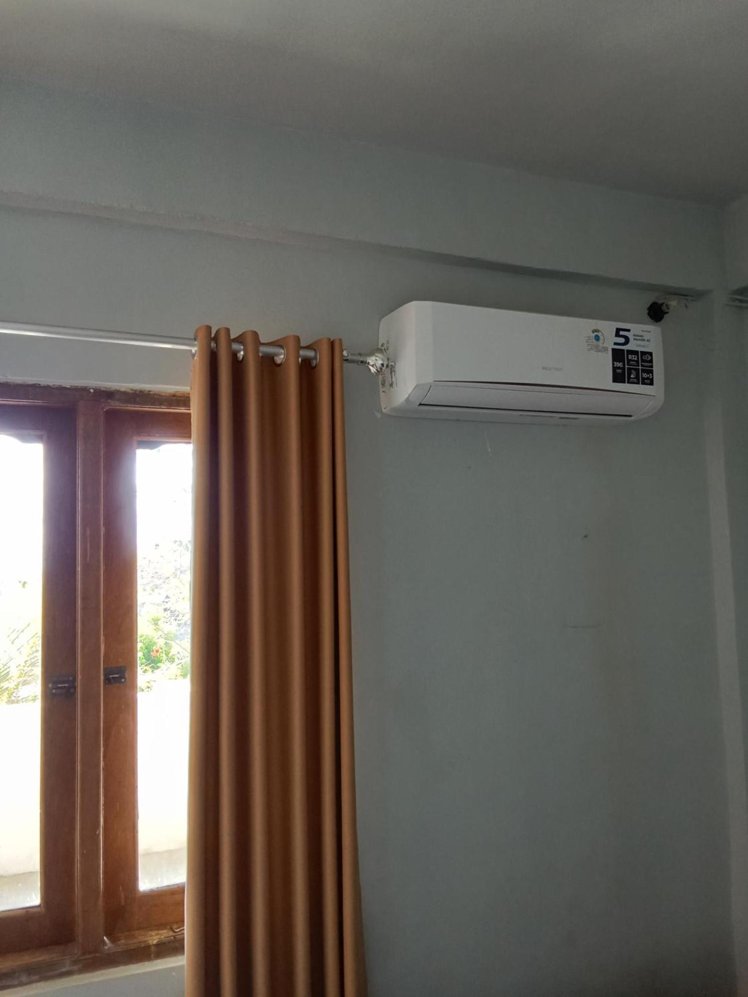 Feby'S Homestay Ekas Room photo
