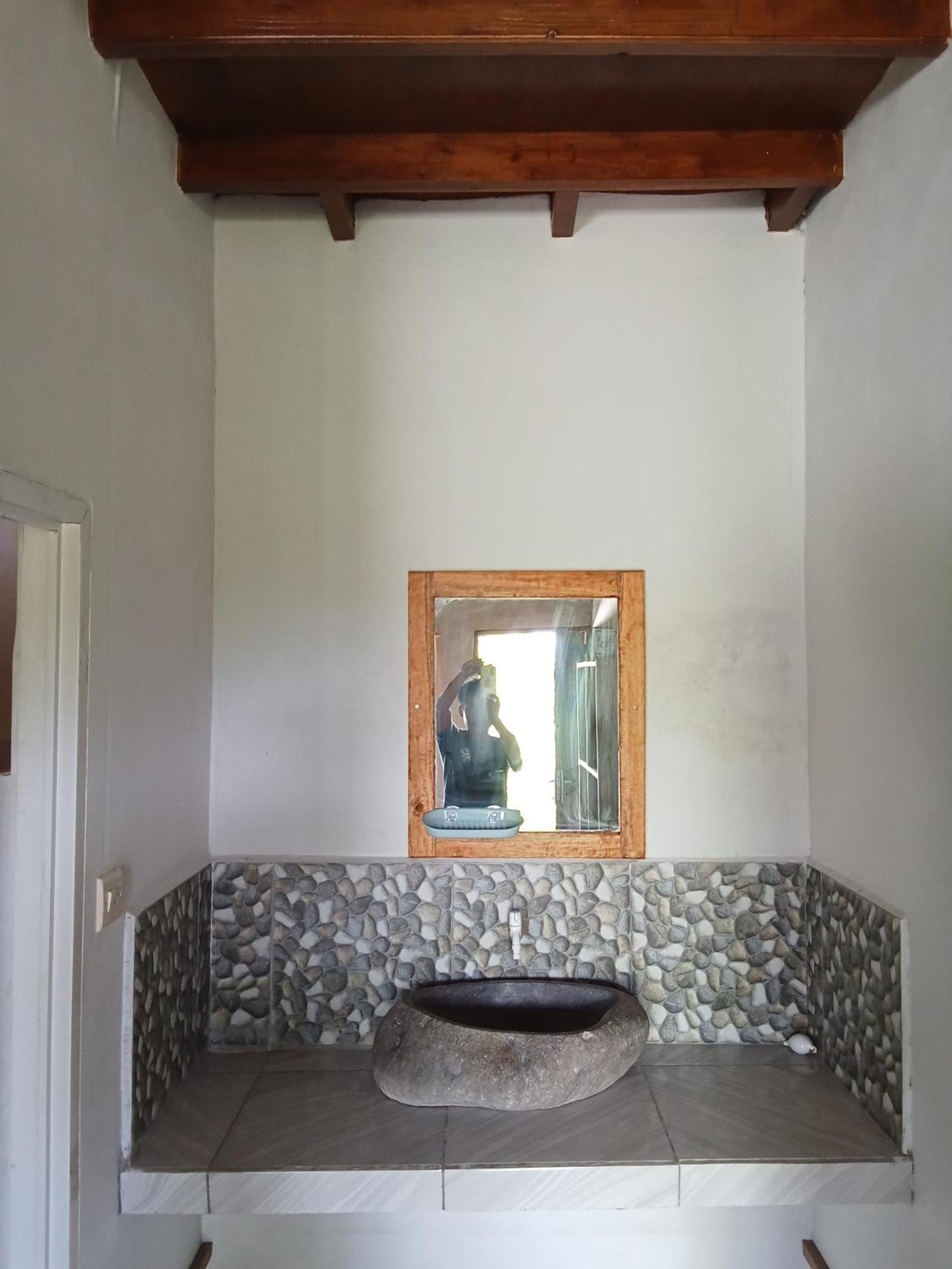 Feby'S Homestay Ekas Room photo