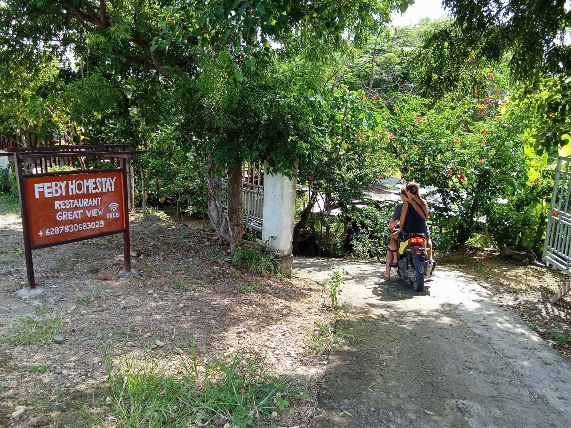 Feby'S Homestay Ekas Exterior photo